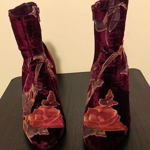 Steve Madden Elissa Velveteen Platform Boots